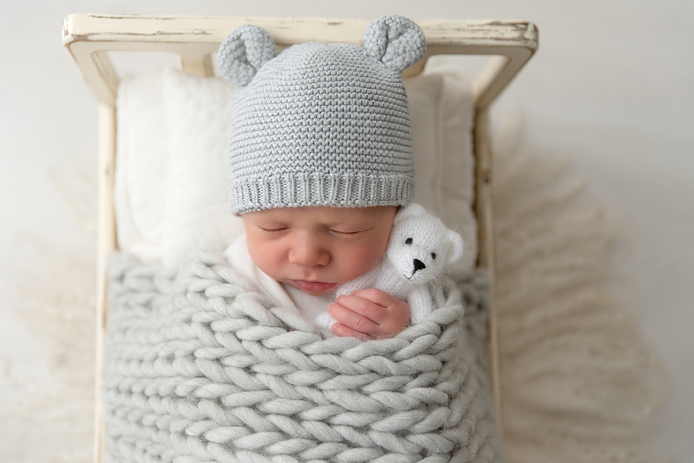 Posed newborn session with Rachel Brookes Photography, a newborn photographer in Chagrin Falls.